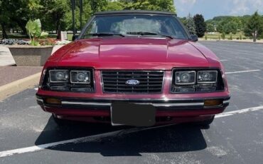 Ford-Mustang-1983-Convertible-5