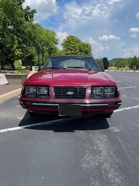 Ford-Mustang-1983-Convertible-5