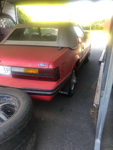 Ford-Mustang-1983-Red-4