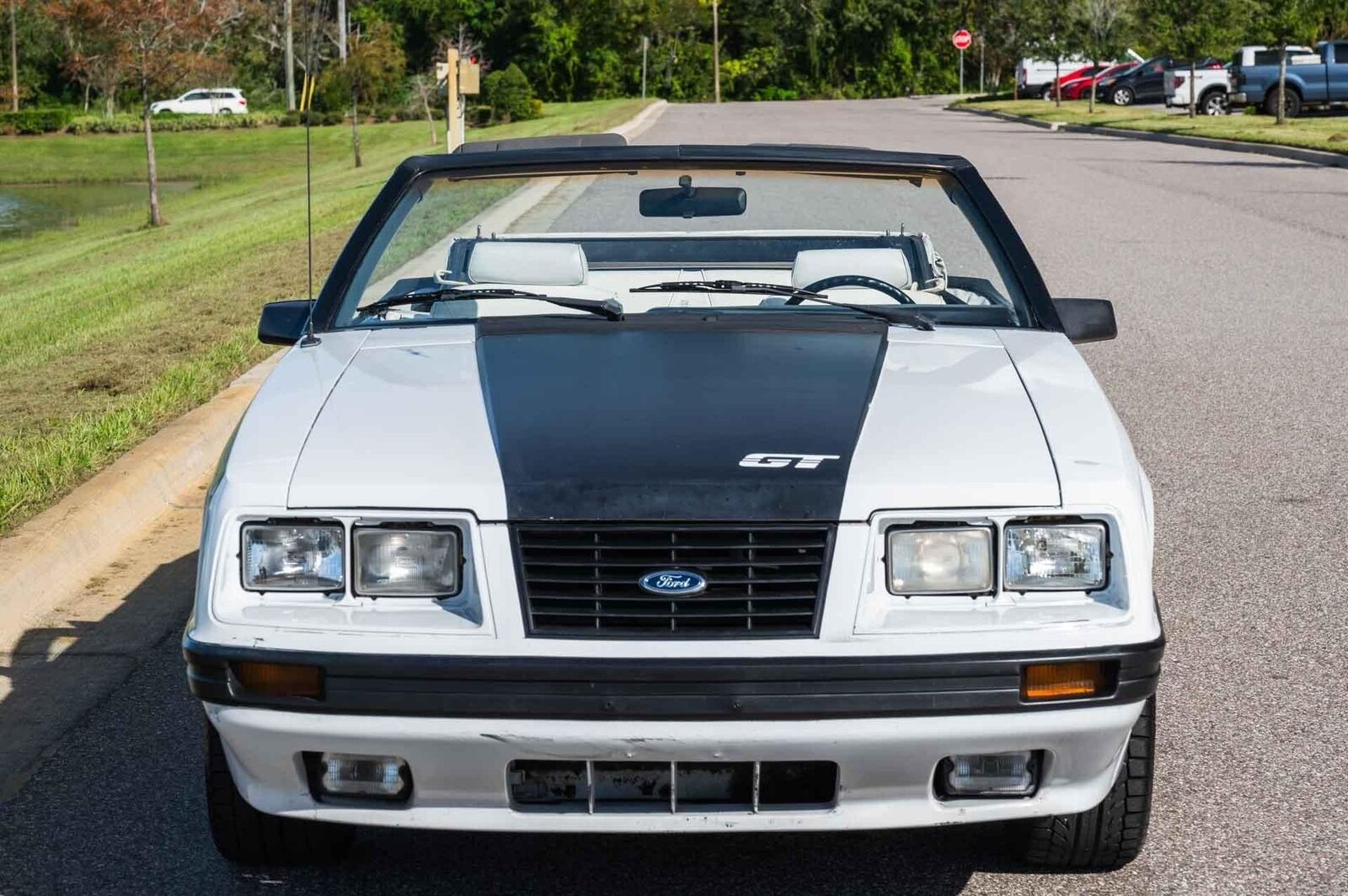 Ford-Mustang-1984-2-Door-10