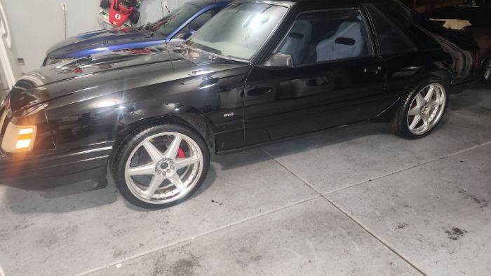 Ford-Mustang-1984-Black-Black-16