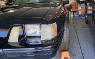 Ford-Mustang-1984-Black-Black-20