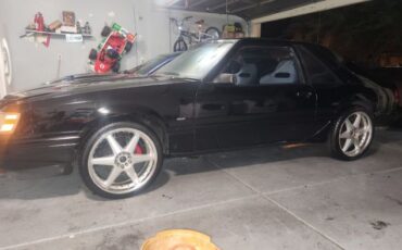 Ford-Mustang-1984-Black-Black-5