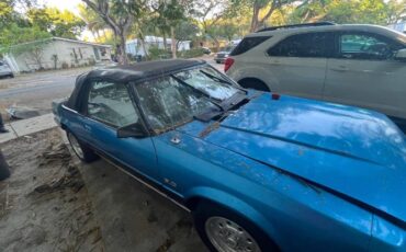 Ford-Mustang-1984-Blue-2