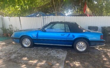 Ford-Mustang-1984-Blue-9