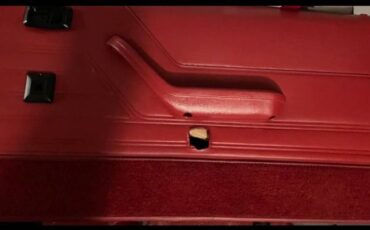 Ford-Mustang-1984-Red-12