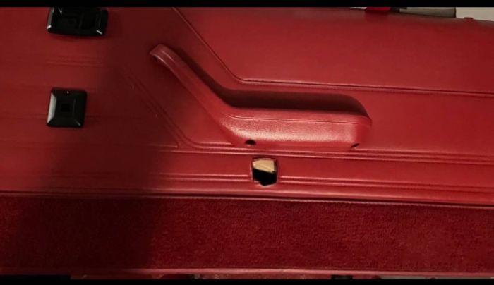 Ford-Mustang-1984-Red-12