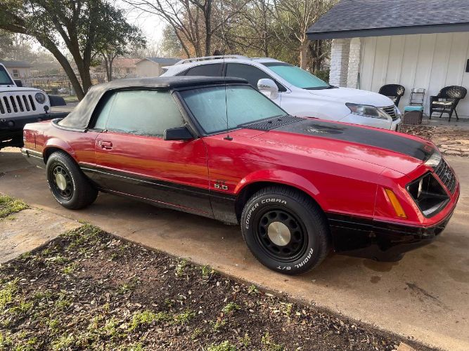 Ford-Mustang-1984-Red-14
