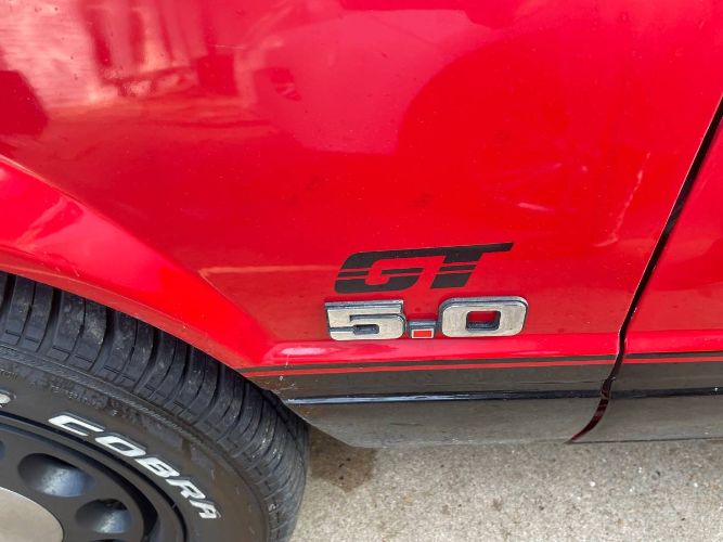 Ford-Mustang-1984-Red-3