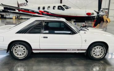Ford-Mustang-1984-White-10