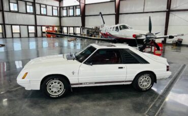 Ford-Mustang-1984-White-12