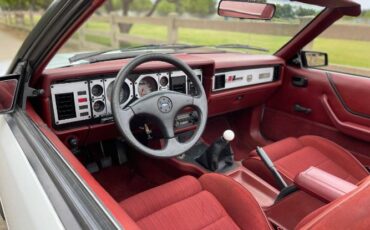 Ford-Mustang-1984-White-14