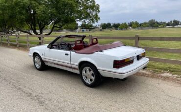 Ford-Mustang-1984-White-15