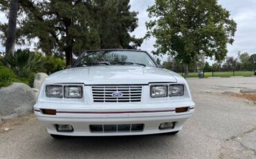 Ford-Mustang-1984-White-16