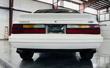 Ford-Mustang-1984-White-19