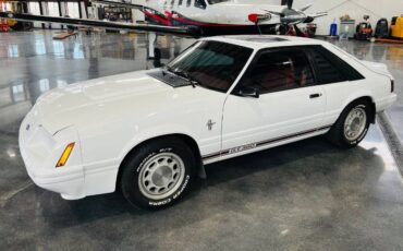 Ford-Mustang-1984-White-5