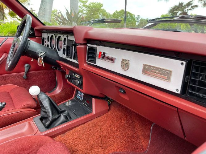 Ford-Mustang-1984-White-6