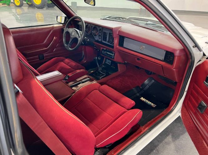 Ford-Mustang-1984-White-7