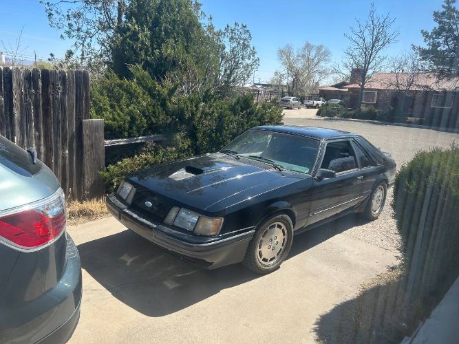 Ford-Mustang-1985-11