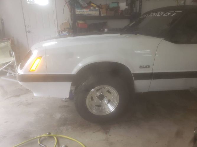Ford-Mustang-1985-13