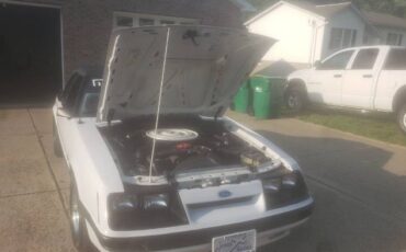 Ford-Mustang-1985-15