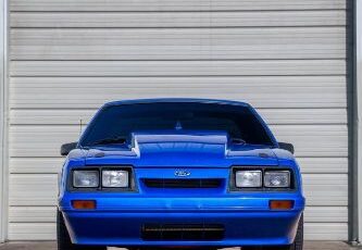 Ford-Mustang-1985-Blue-Sky-Metallic-2