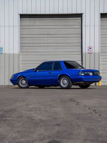 Ford-Mustang-1985-Blue-Sky-Metallic-3