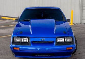 Ford-Mustang-1985-Blue-Sky-Metallic-4