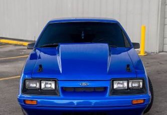 Ford-Mustang-1985-Blue-Sky-Metallic-5
