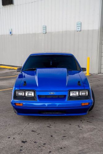 Ford-Mustang-1985-Blue-Sky-Metallic-5