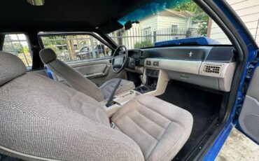 Ford-Mustang-1985-Blue-Sky-Metallic-8