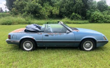 Ford-Mustang-1985-Convertible-5