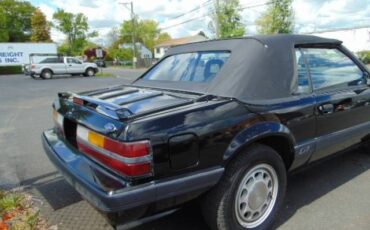 Ford-Mustang-1986-Black-8