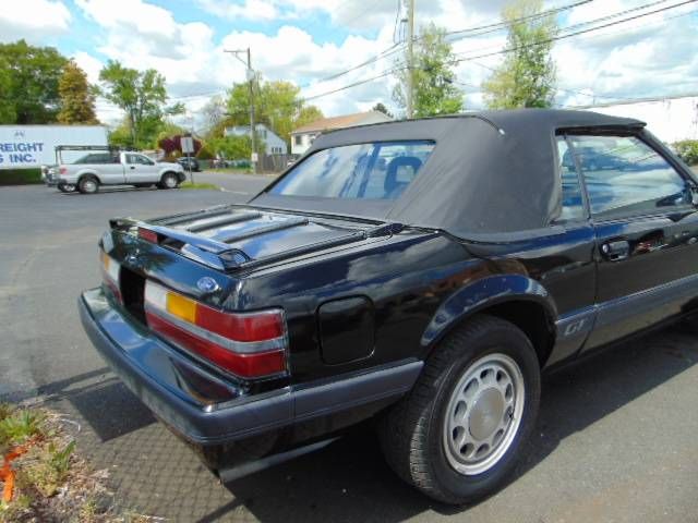 Ford-Mustang-1986-Black-8