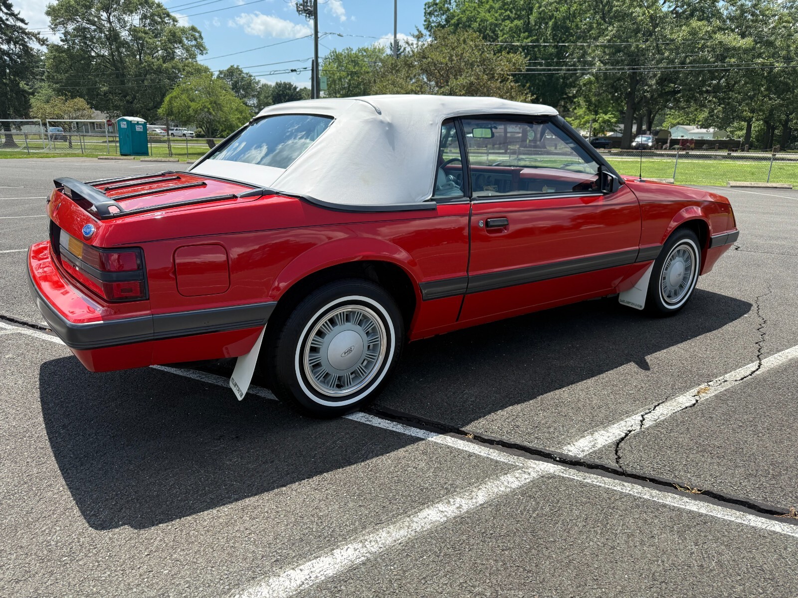 Ford-Mustang-1986-Convertible-5