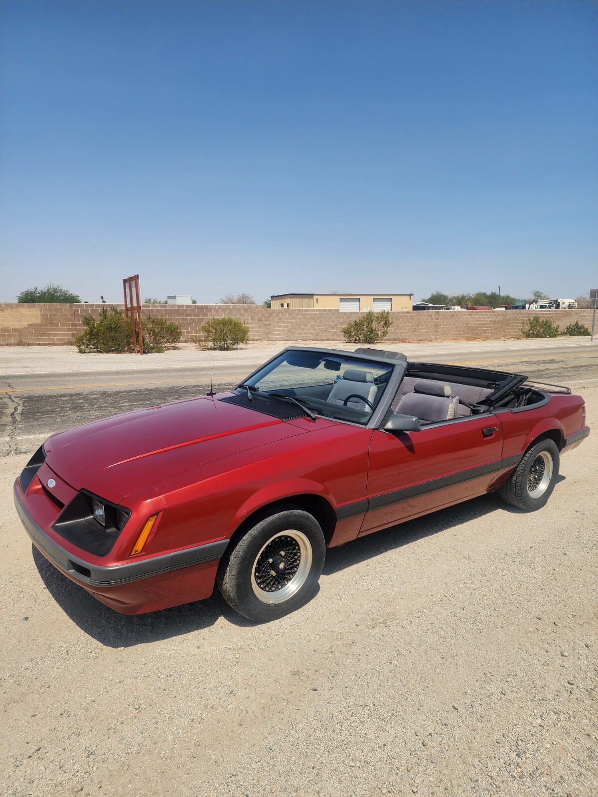 Ford Mustang 1986 Convertible
