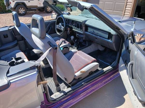 Ford-Mustang-1986-Gray-4