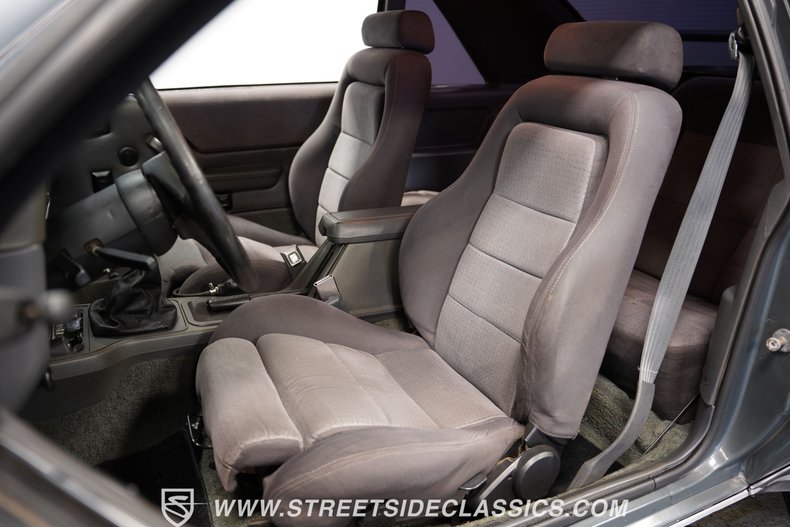 Ford-Mustang-1986-Gray-Gray-24