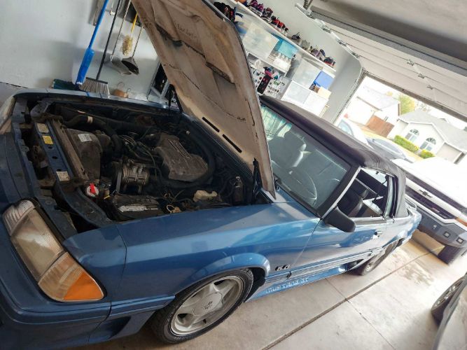 Ford-Mustang-1987-Blue-Gray-Cloth