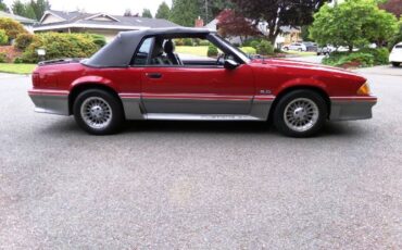 Ford-Mustang-1987-Scarlet-Red-Gray-Leather-17