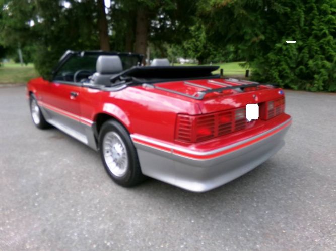 Ford-Mustang-1987-Scarlet-Red-Gray-Leather-2