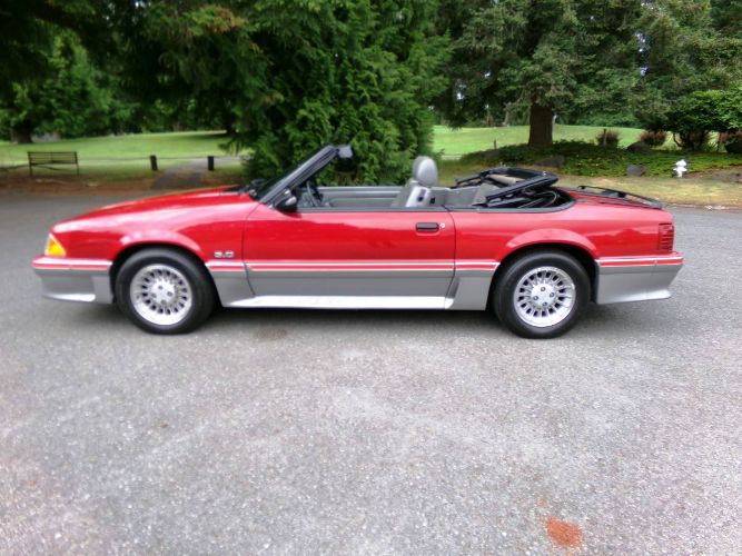 Ford-Mustang-1987-Scarlet-Red-Gray-Leather-8