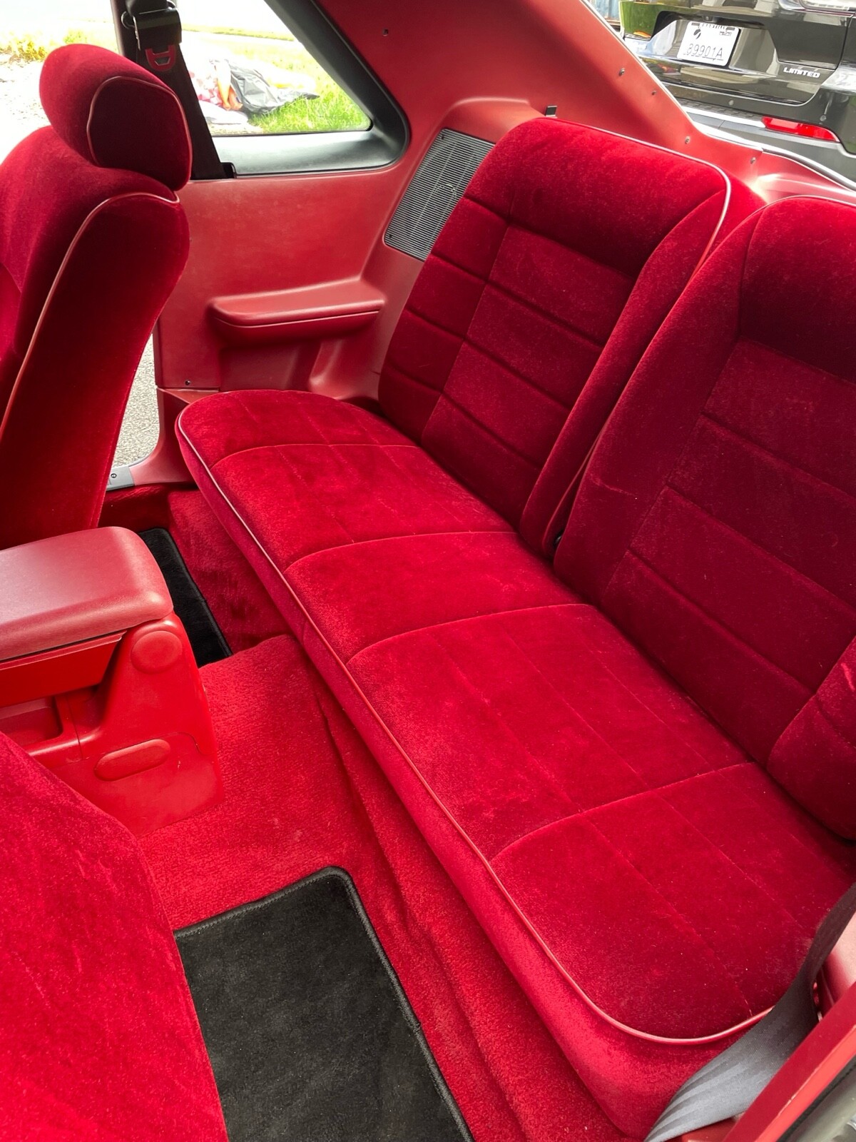 Ford-Mustang-1988-12