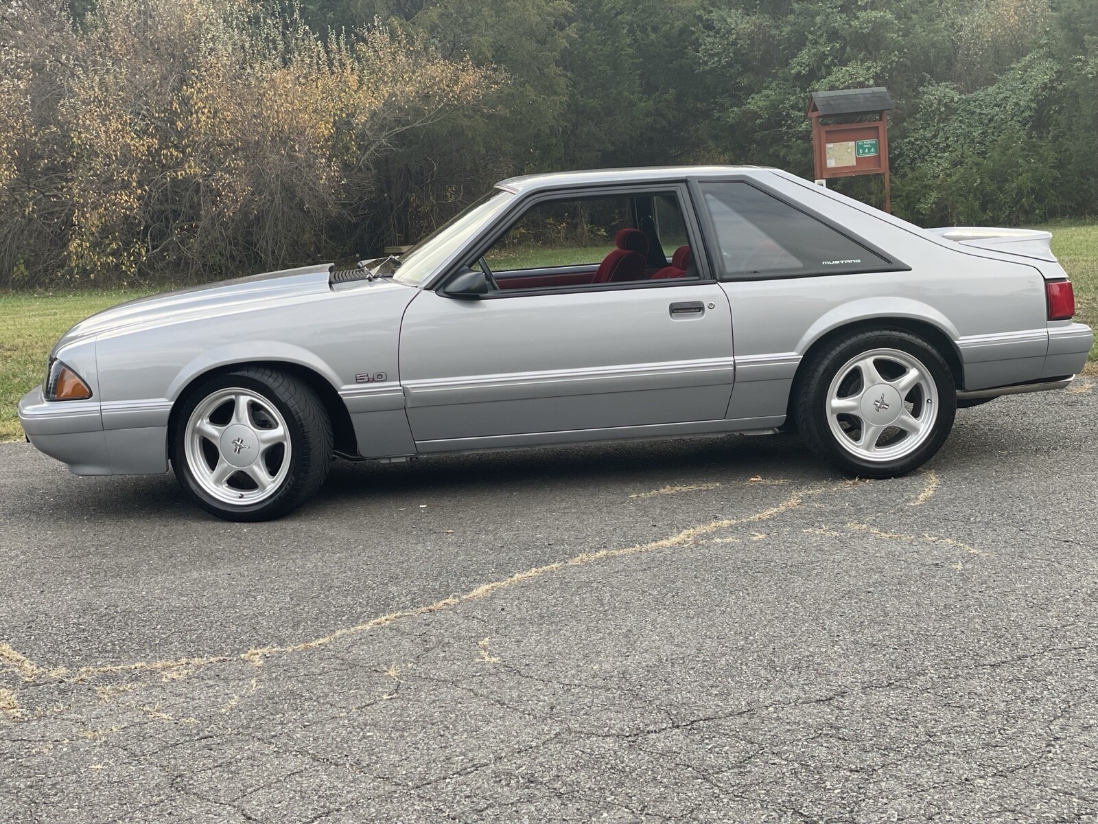 Ford-Mustang-1988-6