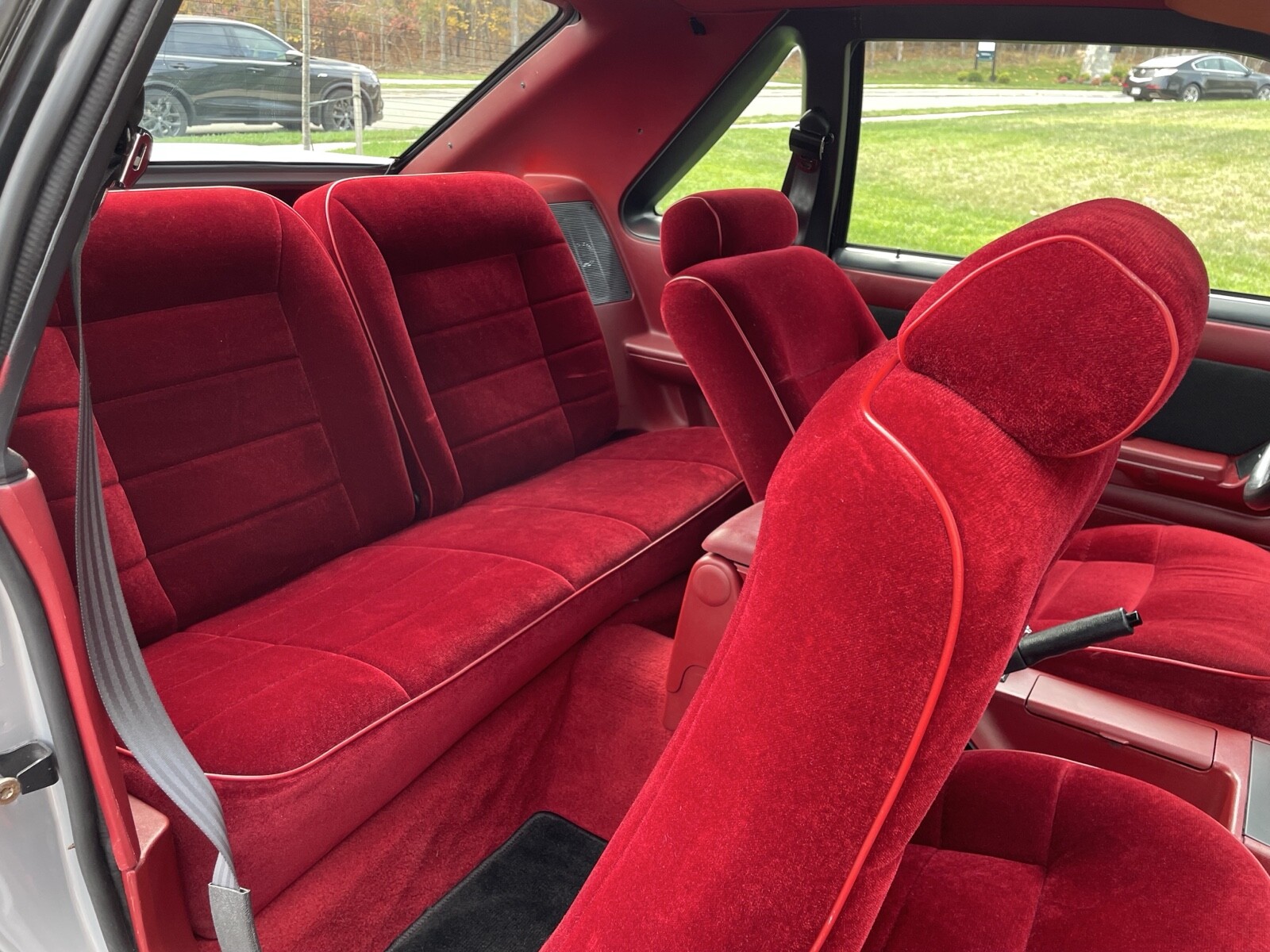 Ford-Mustang-1988-7