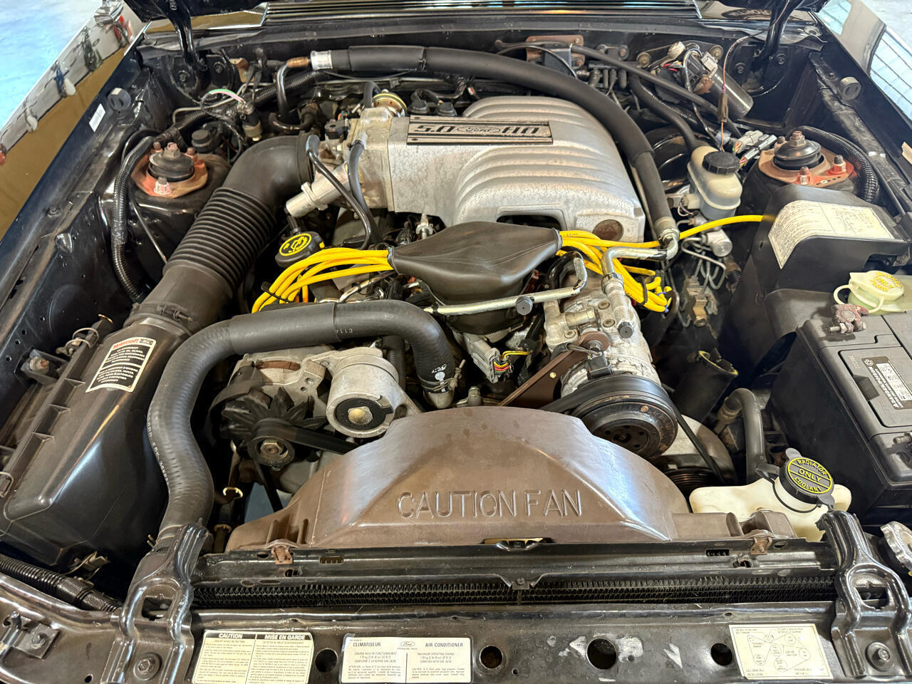 Ford-Mustang-1988-American-Muscle-Car-12
