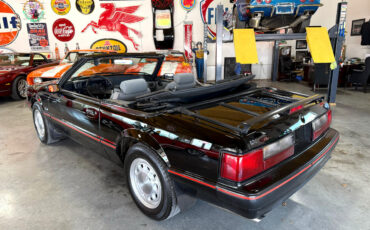 Ford-Mustang-1988-American-Muscle-Car-23