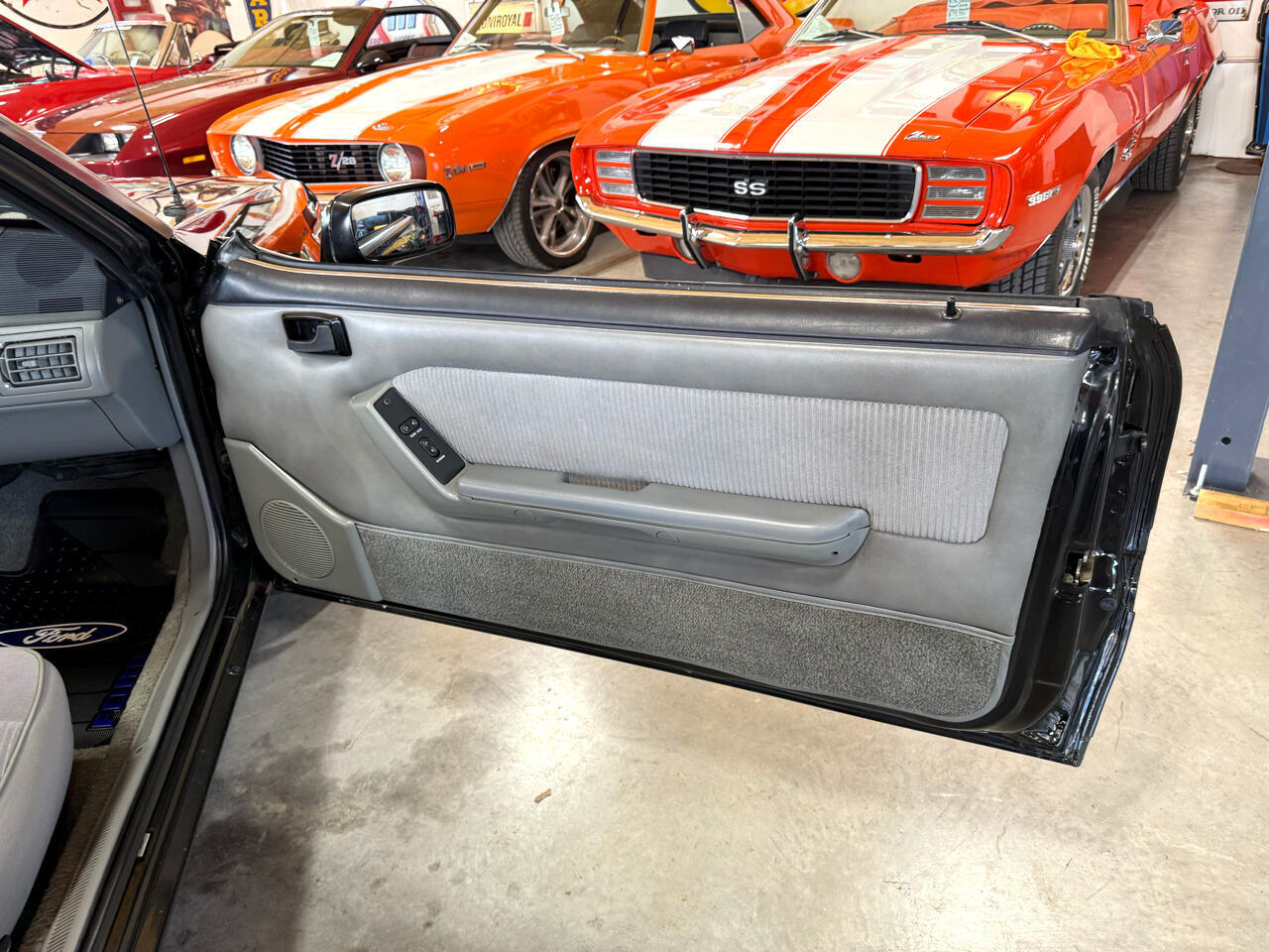 Ford-Mustang-1988-American-Muscle-Car-28