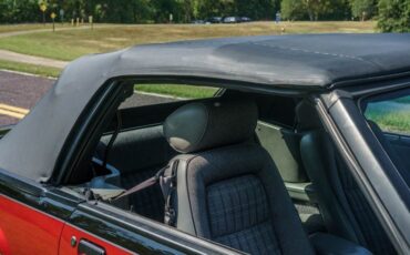 Ford-Mustang-1988-BlackMaroon-Gray-Cloth-19