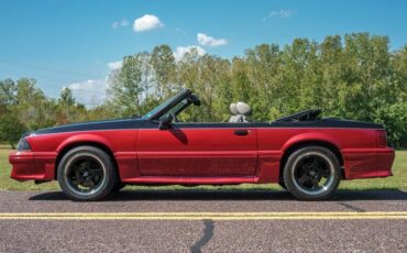 Ford-Mustang-1988-BlackMaroon-Gray-Cloth-21